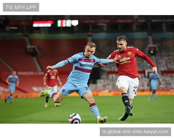 小查洛巴替补稳定防线 切尔西换人调整后防守回归正轨 小查洛巴替补稳定防线 切尔西换人调整后防守回归正轨